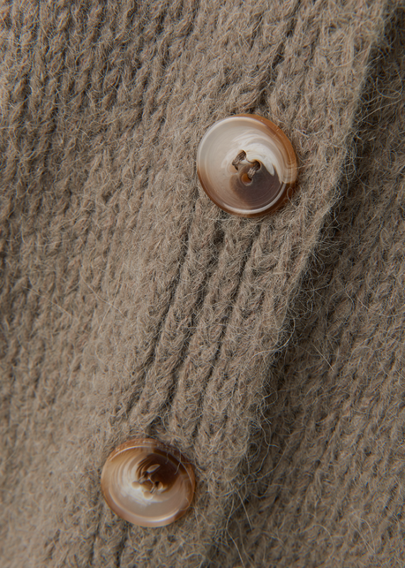 Жилетка с черешов мотив с надпис - Riani