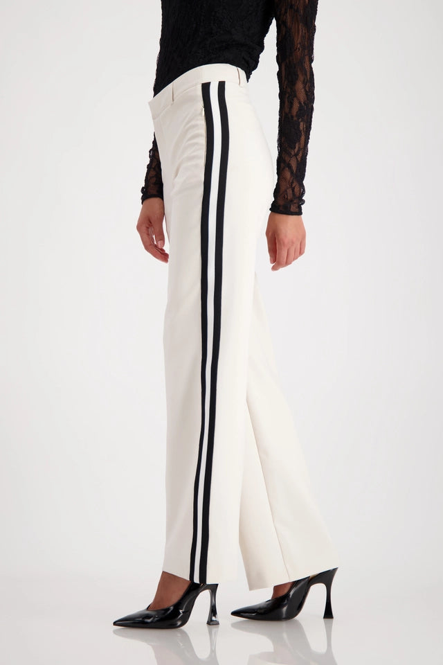 Панталон с прав крачол и странични кантове - Monari