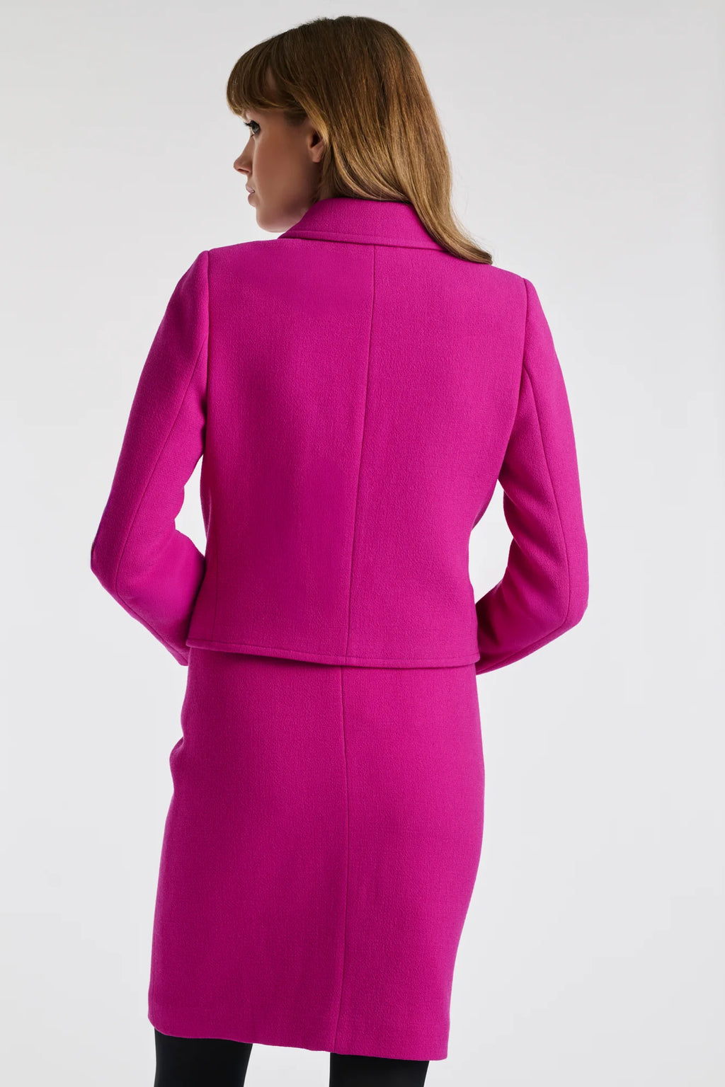 Късо вълнено креп яке - Weill