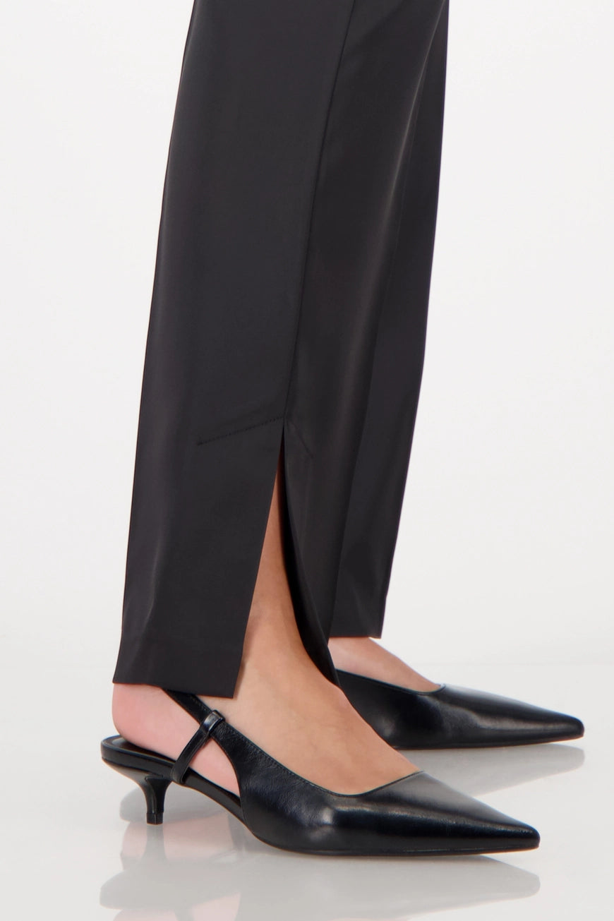 Панталон от Сатенирана Материя - Monari