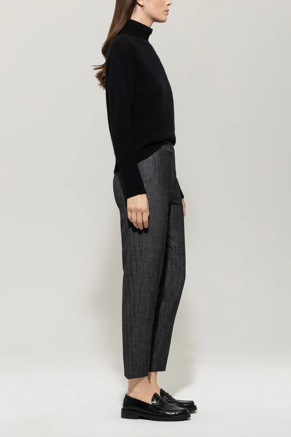 Стеснен панталон с райета (pinstripe) - Luisa Cerano