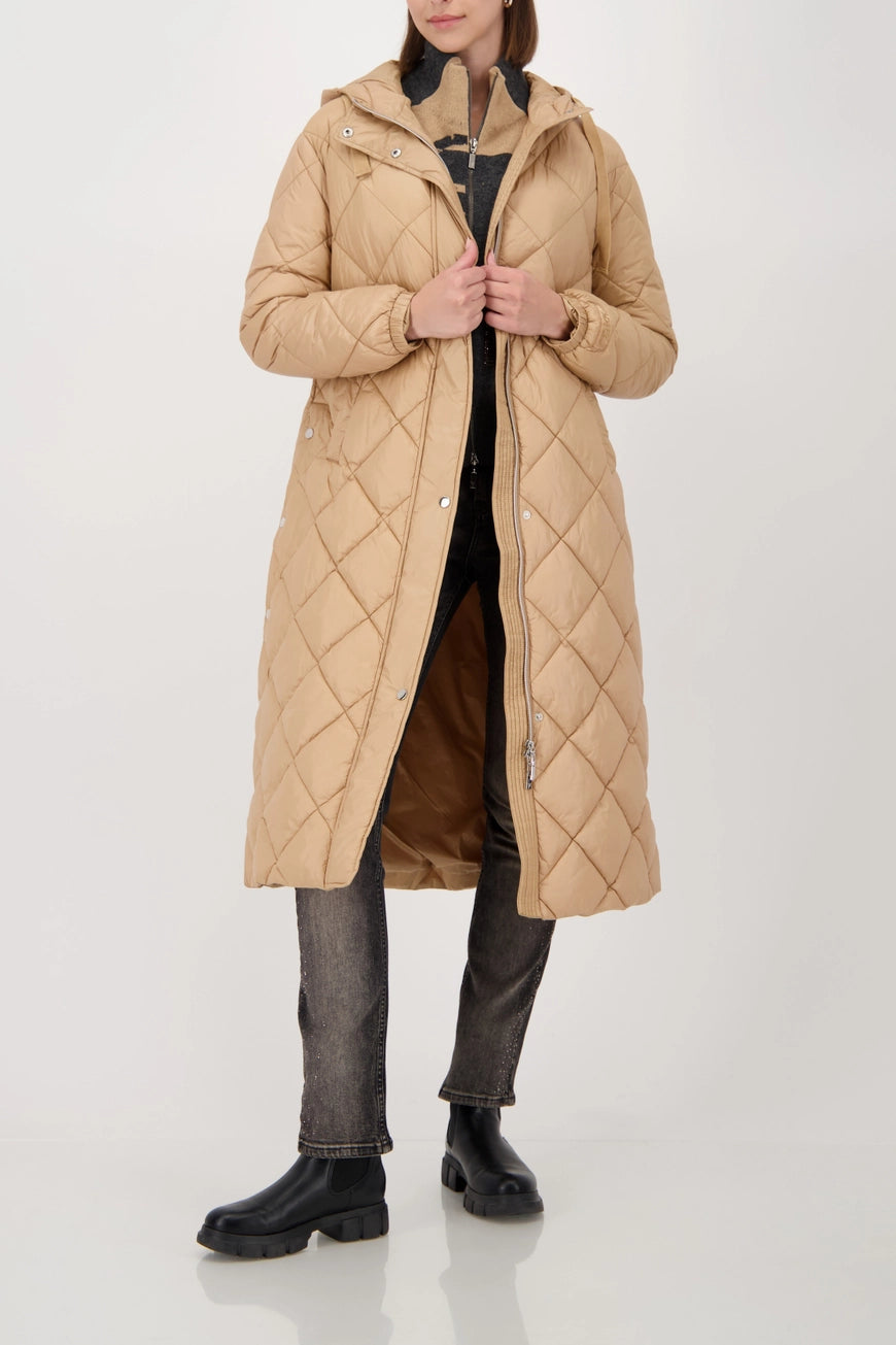 Яке с Качулка - Monari