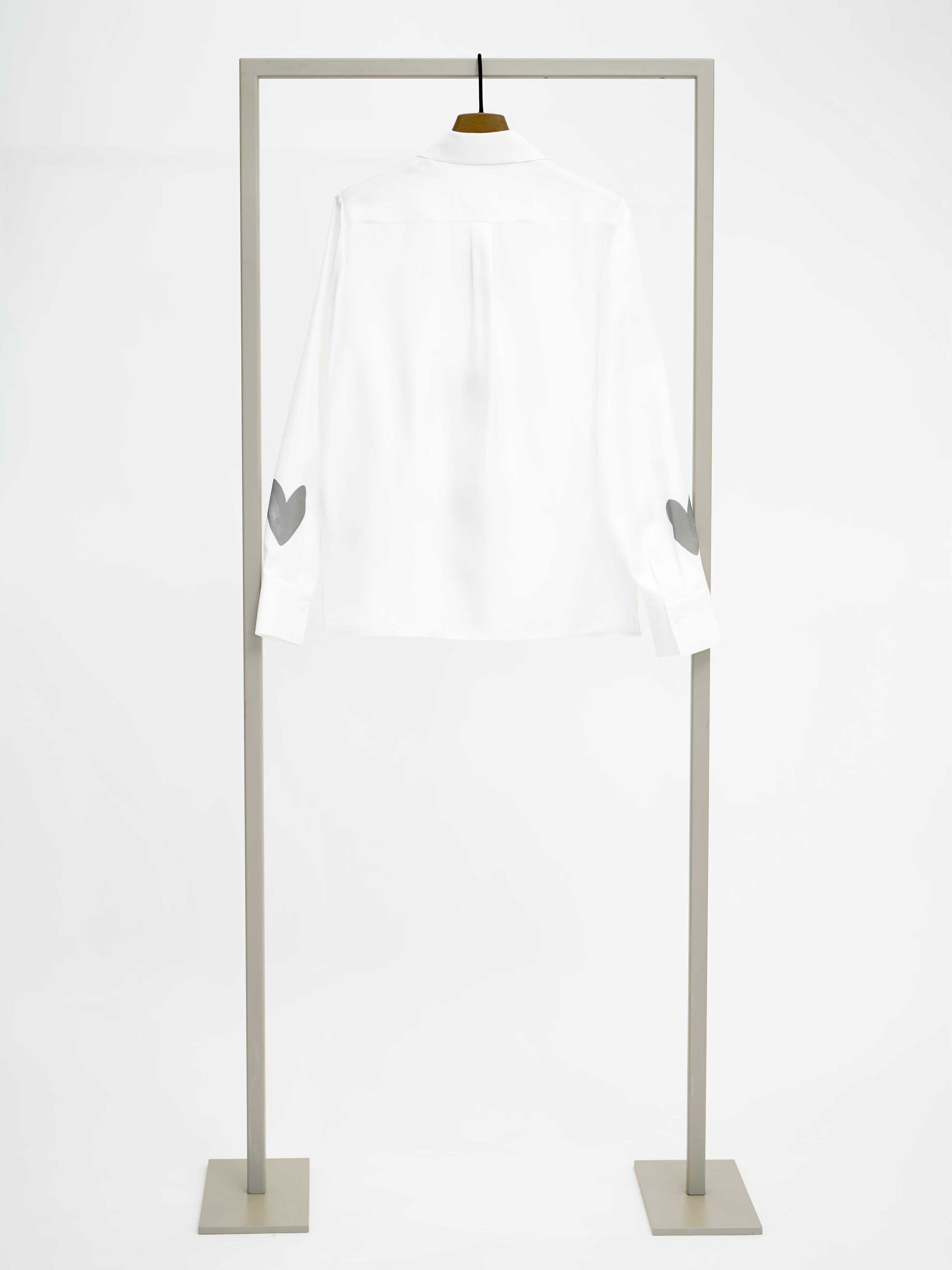 Копринена Риза с Принт на Сърца - Herzens