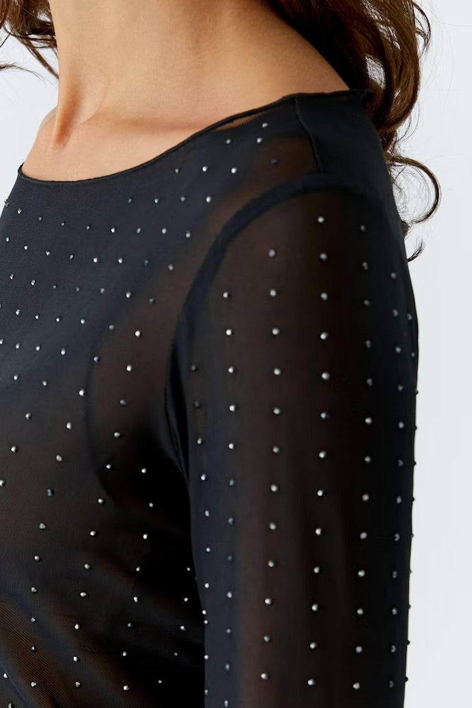 Изтънчен топ - Oui