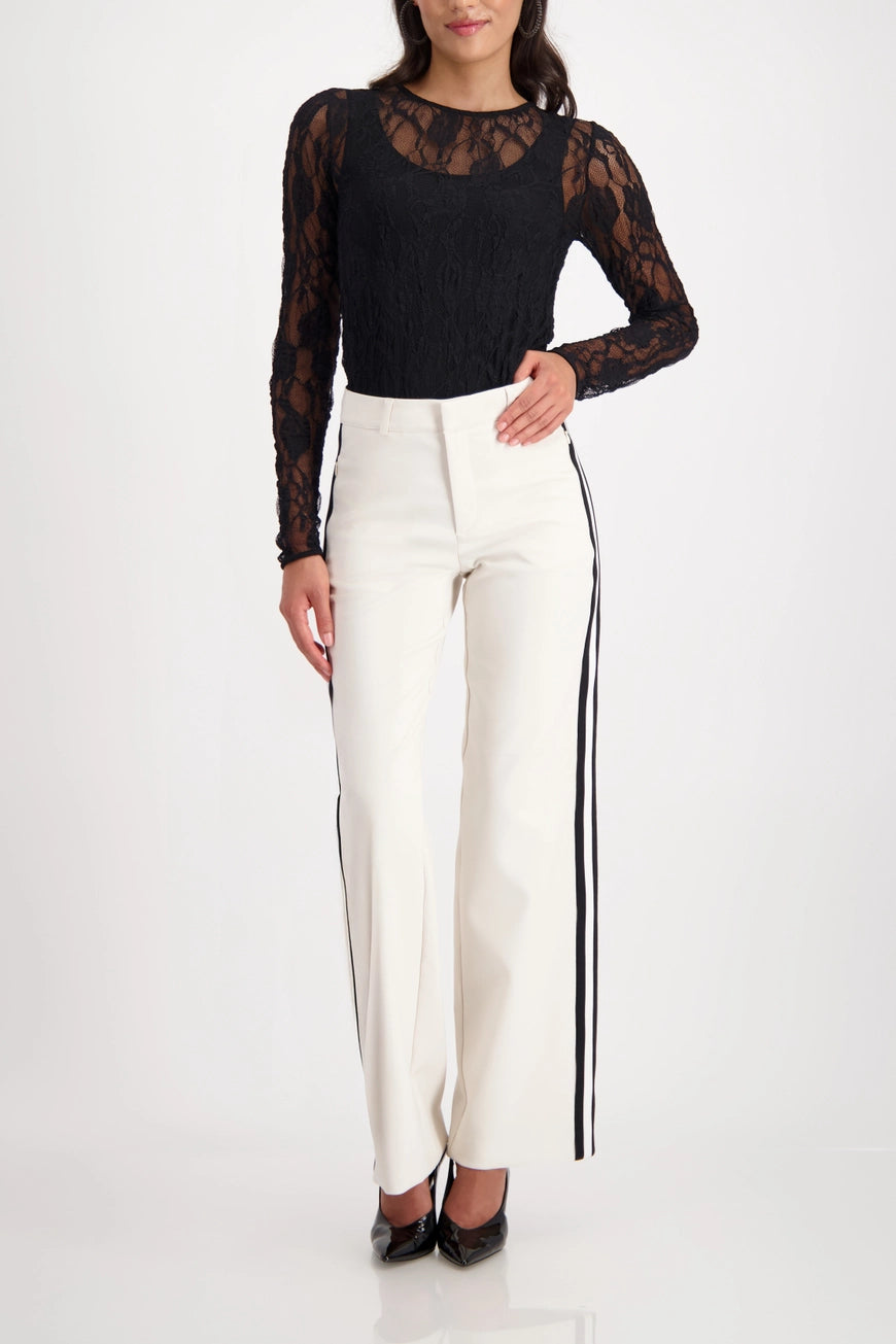 Дантелена Блуза - Monari