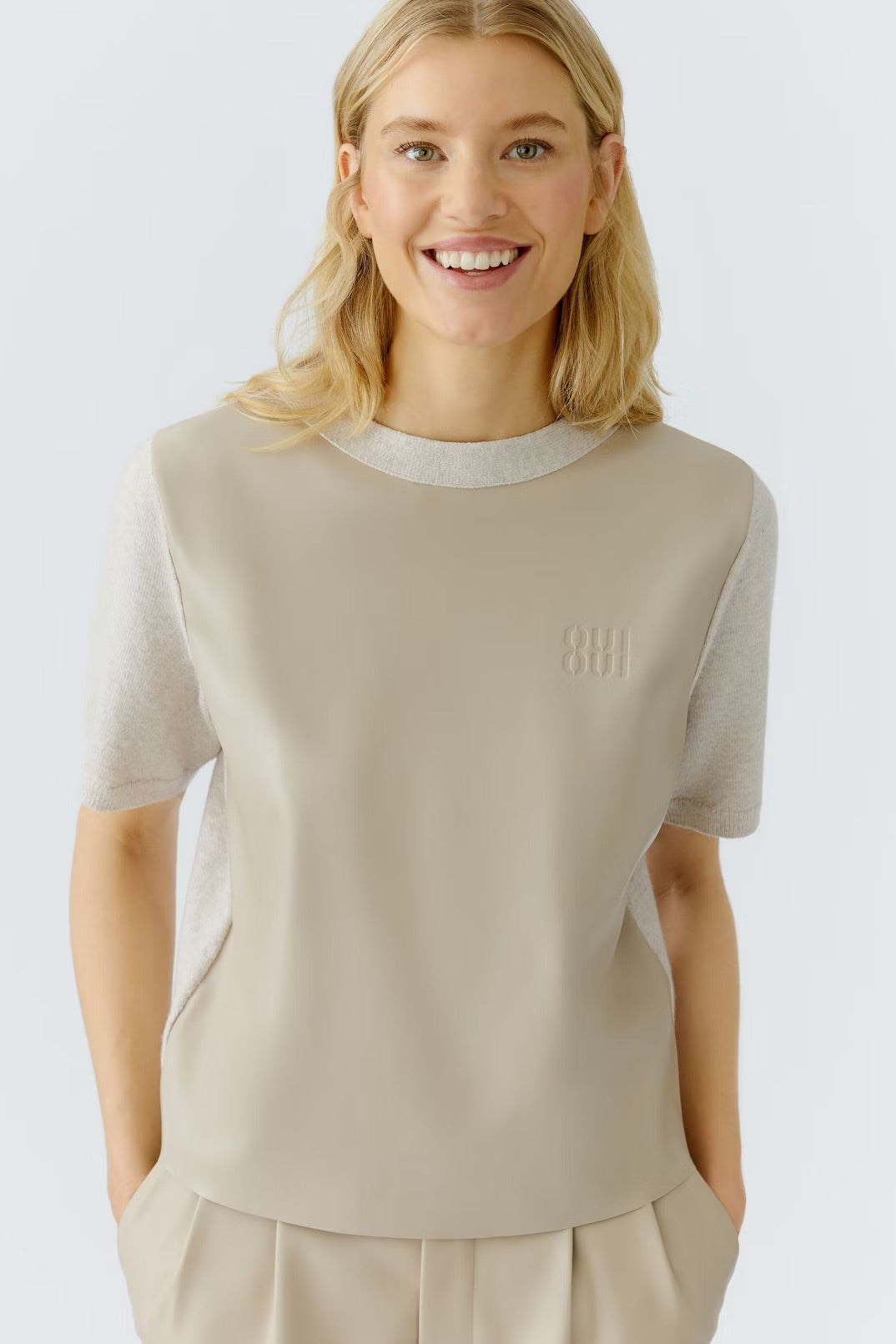 Пуловер Къс Ръкав в Светъл Бежов Меланж - Oui