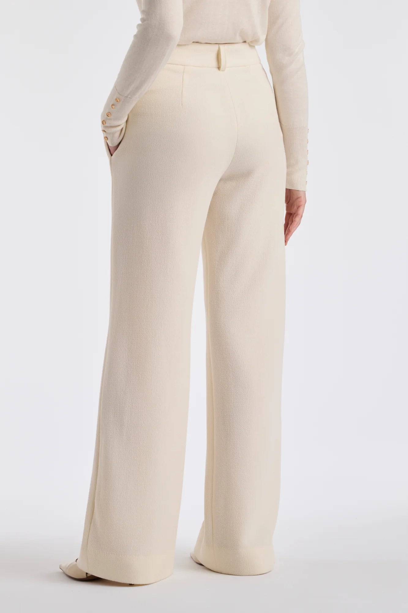Елегантни панталони в екрю - Weill