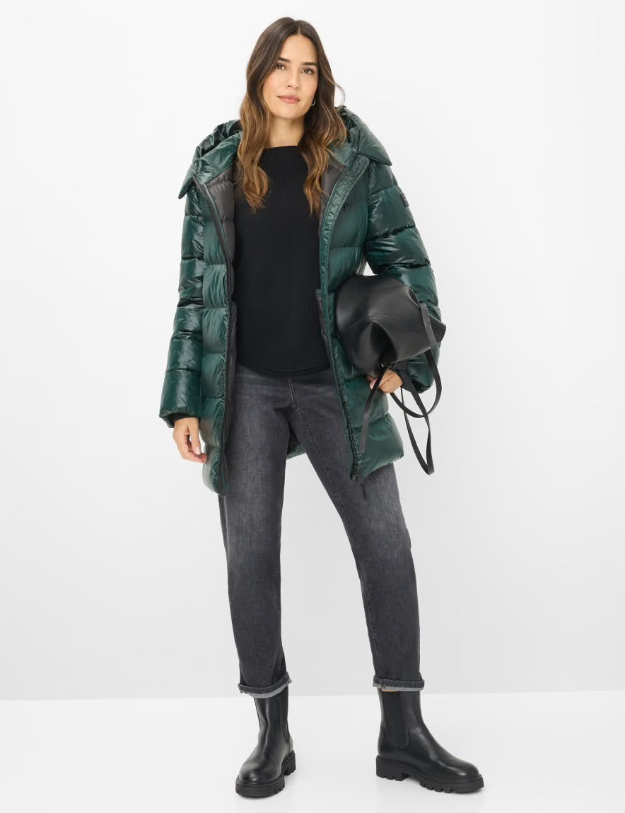 Яке Toronto - Brax