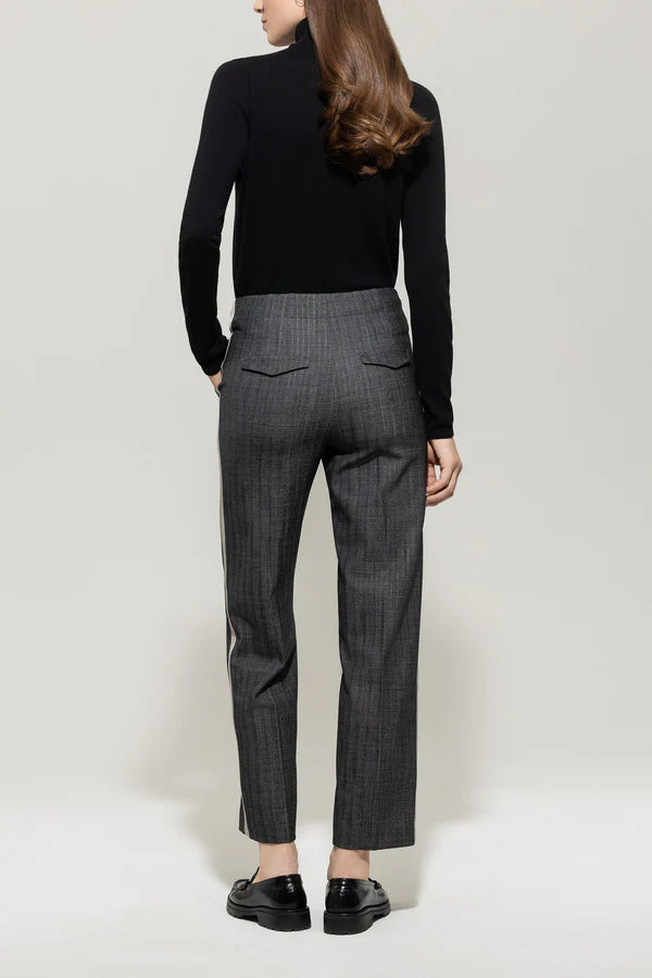 Панталон тип джогър с прав крачол и пинстрийп десен - Luisa Cerano