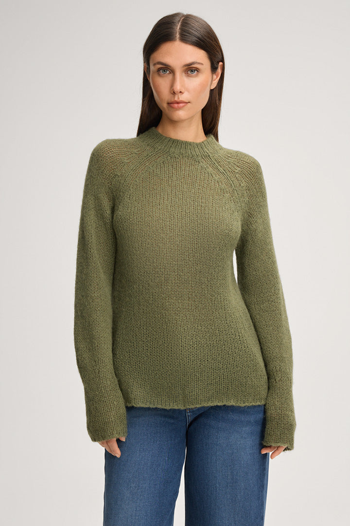 Плетен пуловер Kara в маслиненозелено - Joop